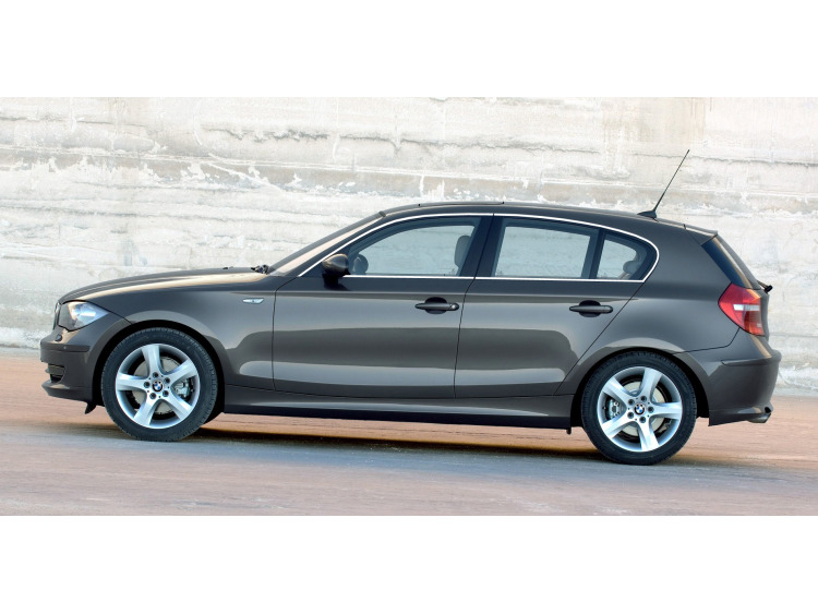 Baguette chrom&eacute;e de contour des vitres lat&eacute;rales pour BMW S&eacute;rie 1 E87 LCI 07-11
