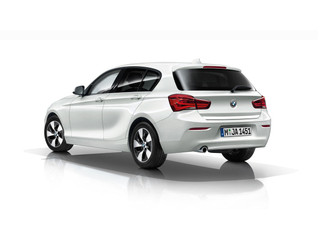 Baguette de coffre chromée compatible avec BMW Série 1 F21 1215