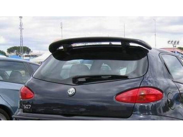 Becquet  aileron compatible avec Alfa Romeo 147 v3