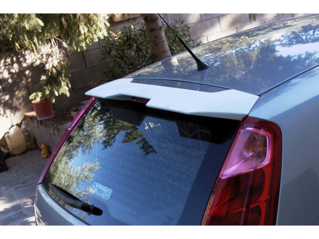 Becquet  aileron compatible avec Fiat Grande Punto 0509  Fiat Punto phase 1 9903 3p Abarth