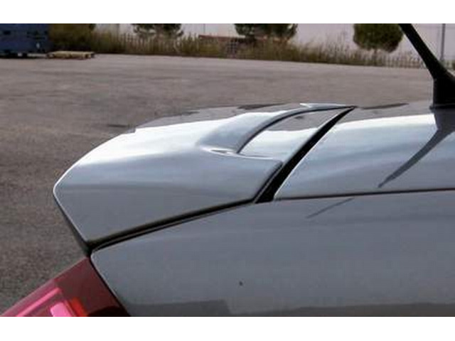 Becquet  aileron compatible avec Fiat Grande Punto 0509  Fiat Punto phase 1 9903 3p v5