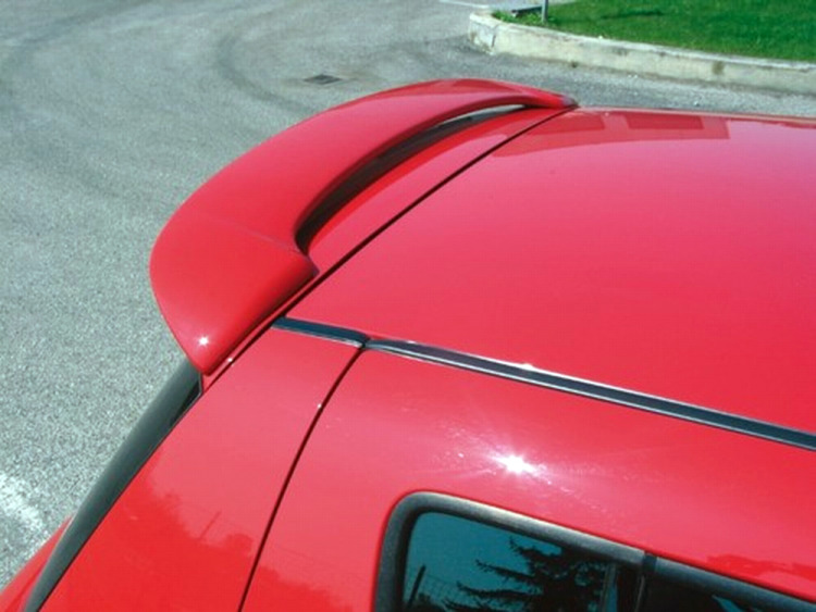 Becquet / aileron compatible avec Suzuki Swift II 04-10 appr&ecirc;t&eacute;