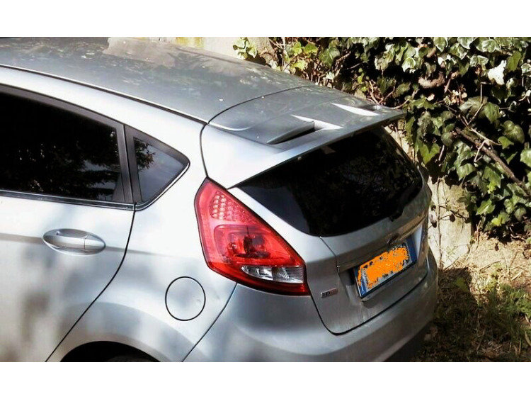 Becquet / aileron pour Ford Fiesta VII 17-26 appr&ecirc;t&eacute;